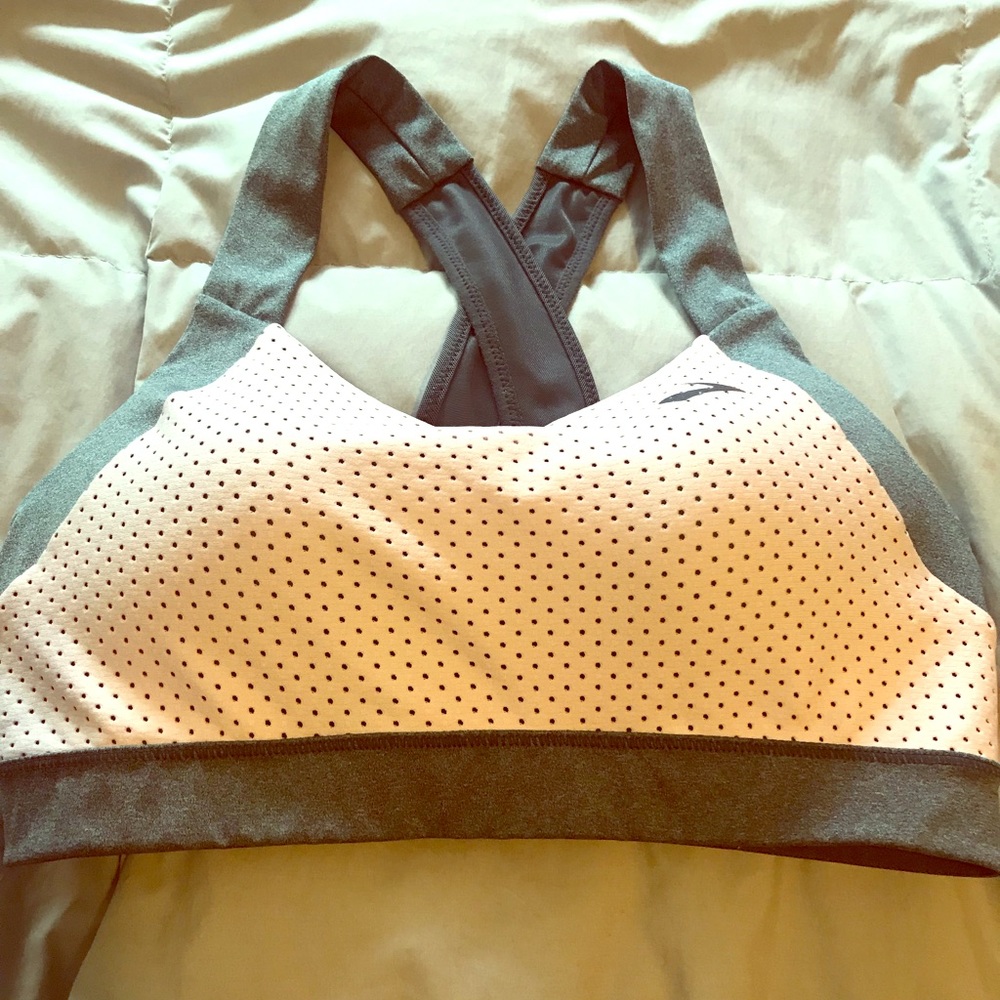 Brooks sports bra